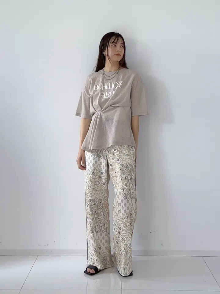GRACE CONTINENTAL Hikaru Okada コーディネート画像