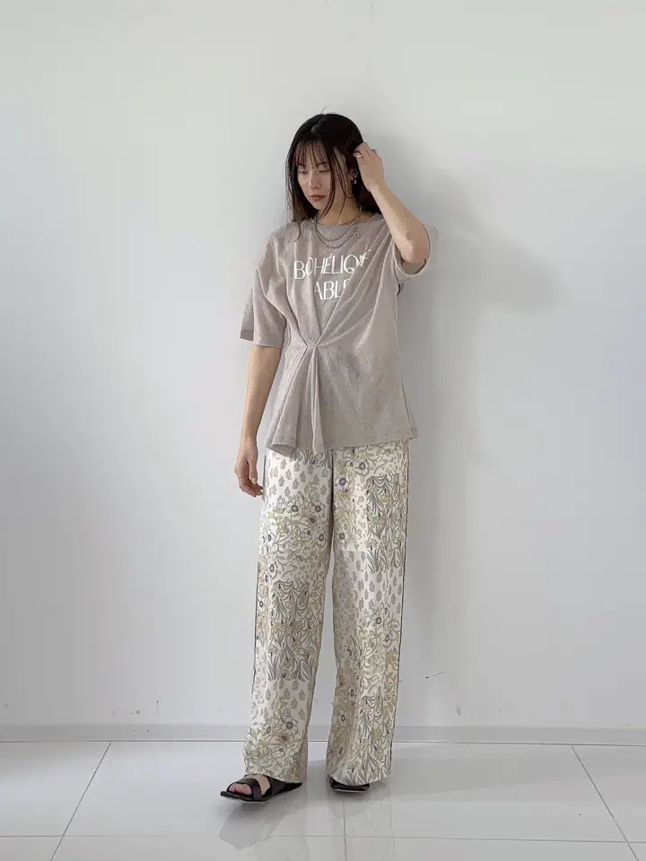 GRACE CONTINENTAL Hikaru Okada コーディネート画像