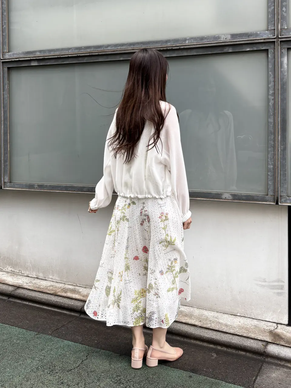 GRACE CONTINENTAL Hikaru Okada コーディネート画像