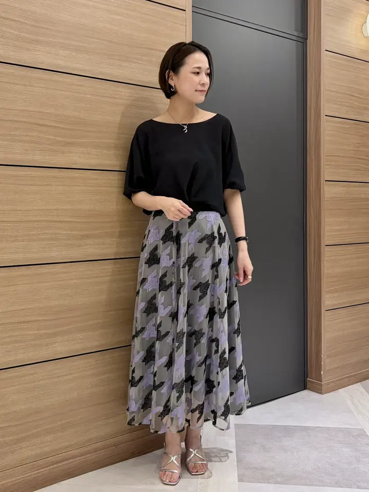 GRACE CONTINENTAL 亀田 未希 コーディネート画像