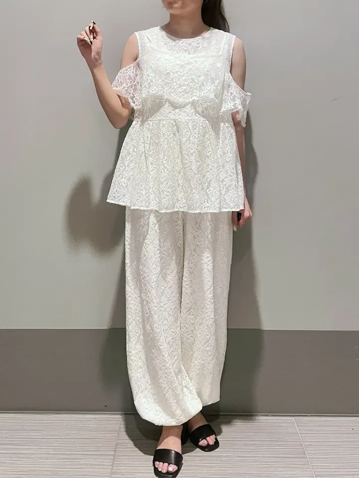 GRACE CONTINENTAL 細川　もなみ コーディネート画像