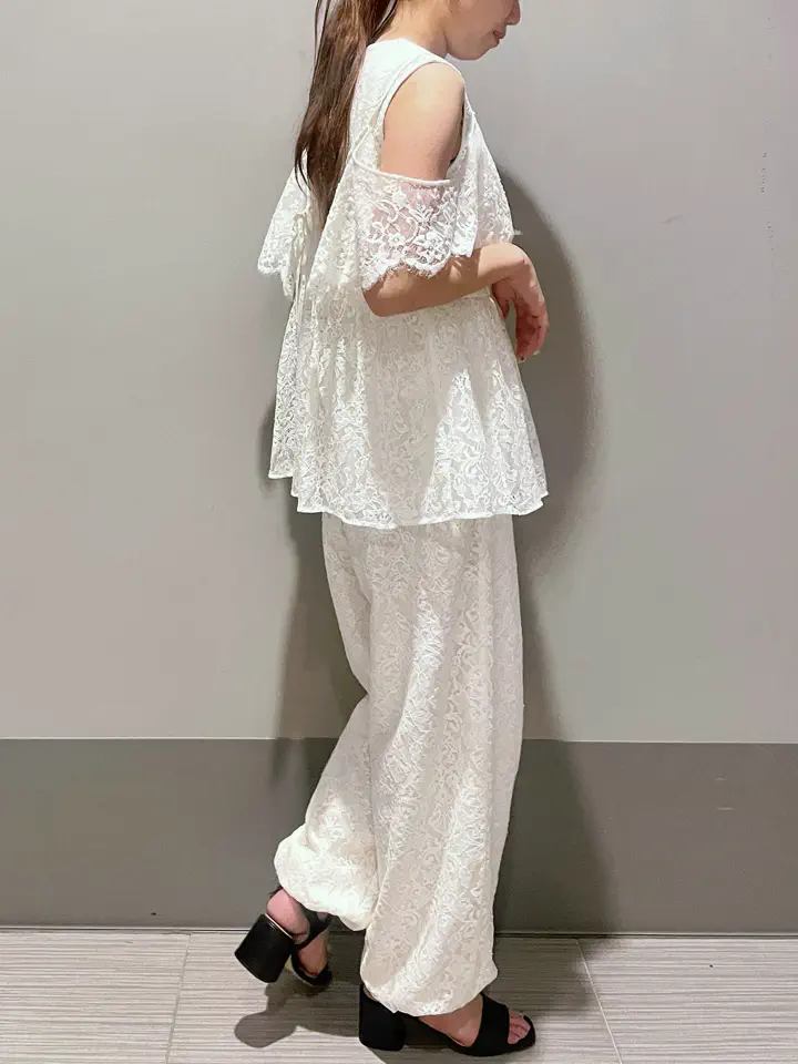 GRACE CONTINENTAL 細川　もなみ コーディネート画像