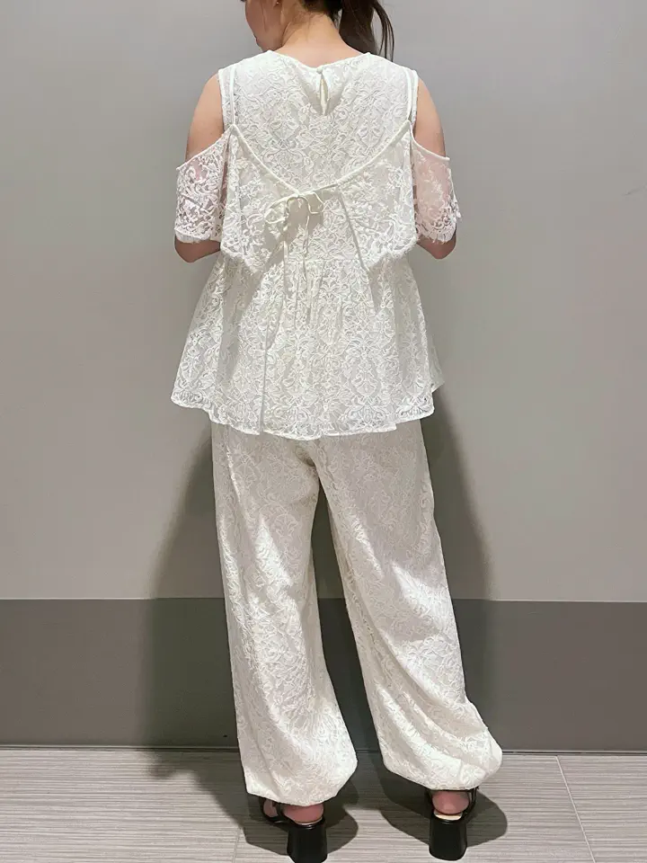 GRACE CONTINENTAL 細川　もなみ コーディネート画像