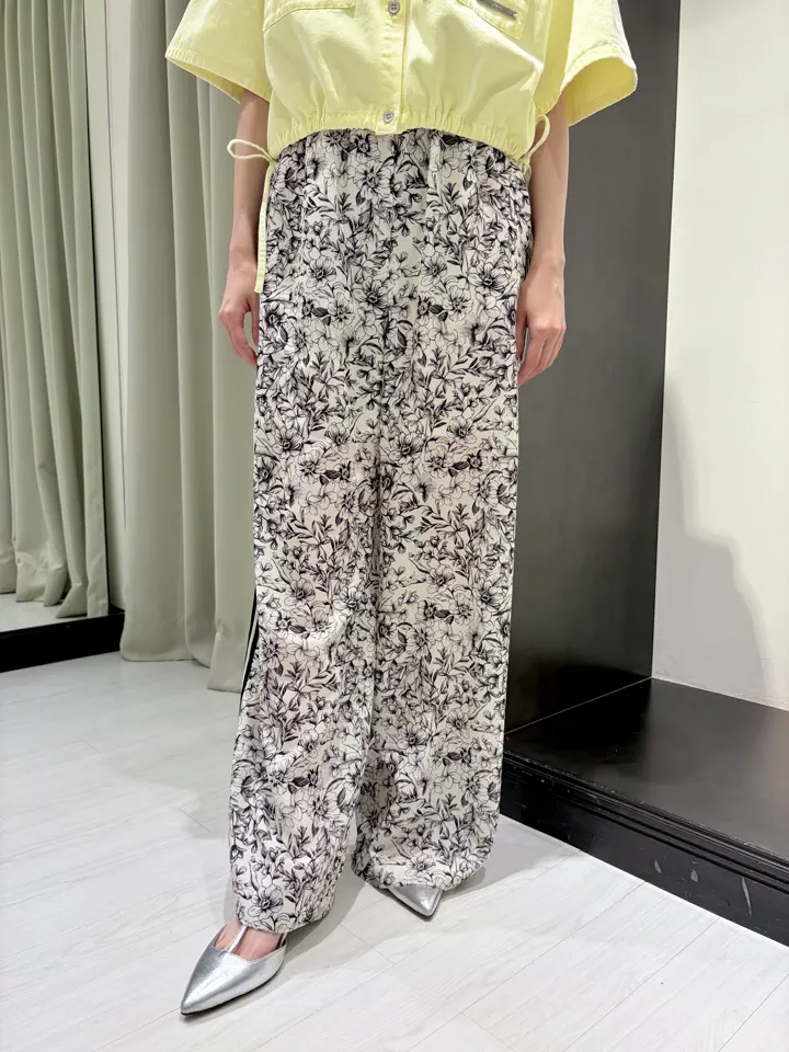 GRACE CONTINENTAL Abe コーディネート画像