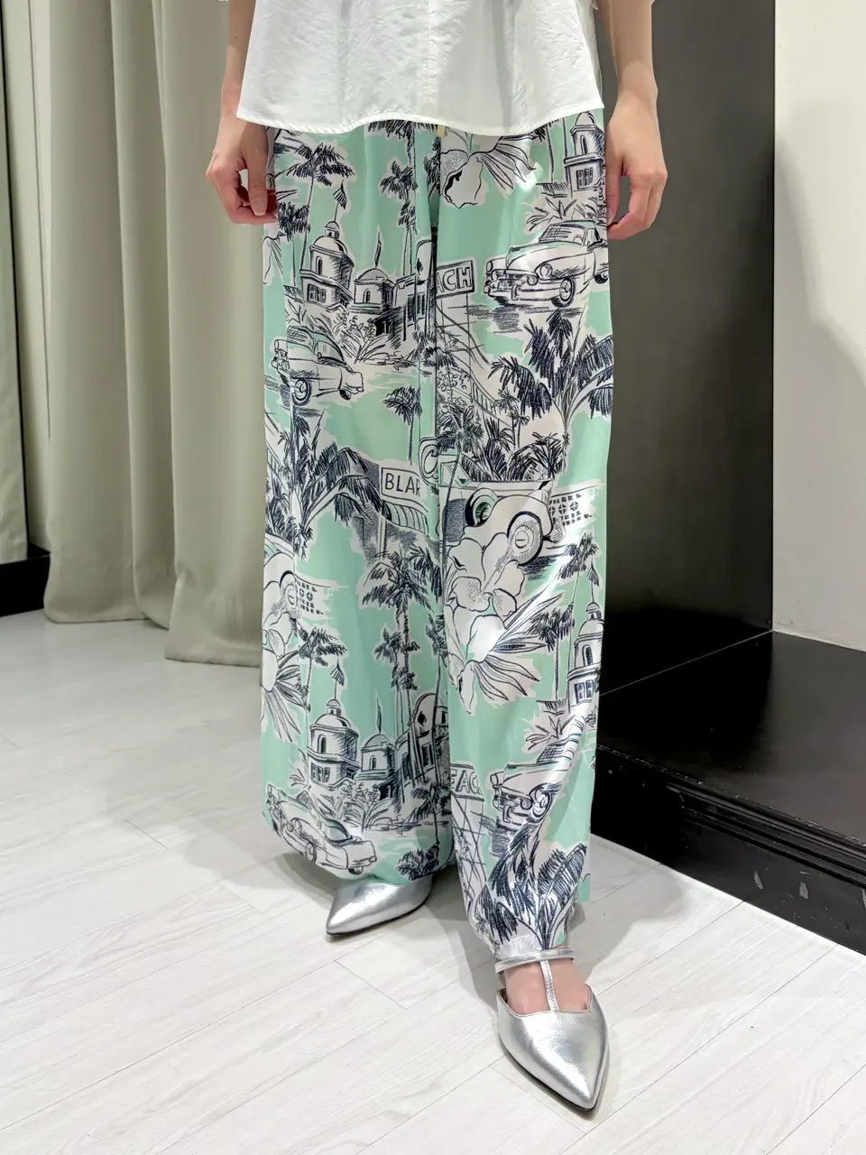 GRACE CONTINENTAL Abe コーディネート画像