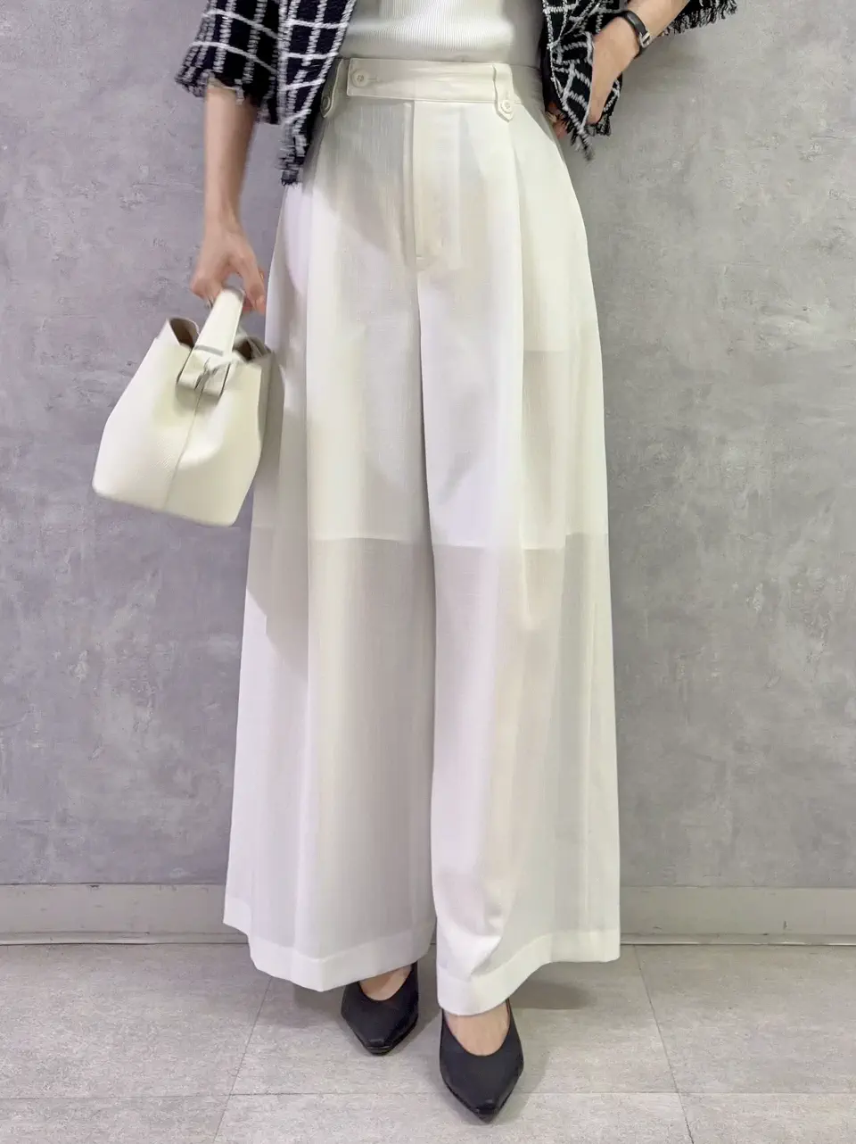 GRACE CONTINENTAL 亀田 未希 コーディネート画像