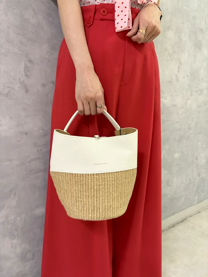 GRACE CONTINENTAL 亀田 未希 コーディネート画像