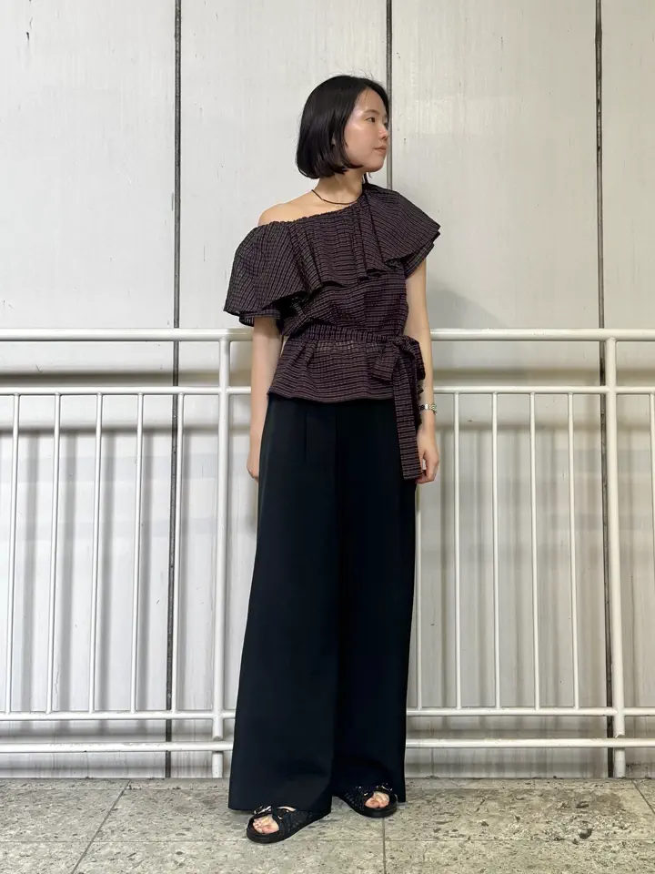 GRACE CONTINENTAL 伊藤　静華 コーディネート画像