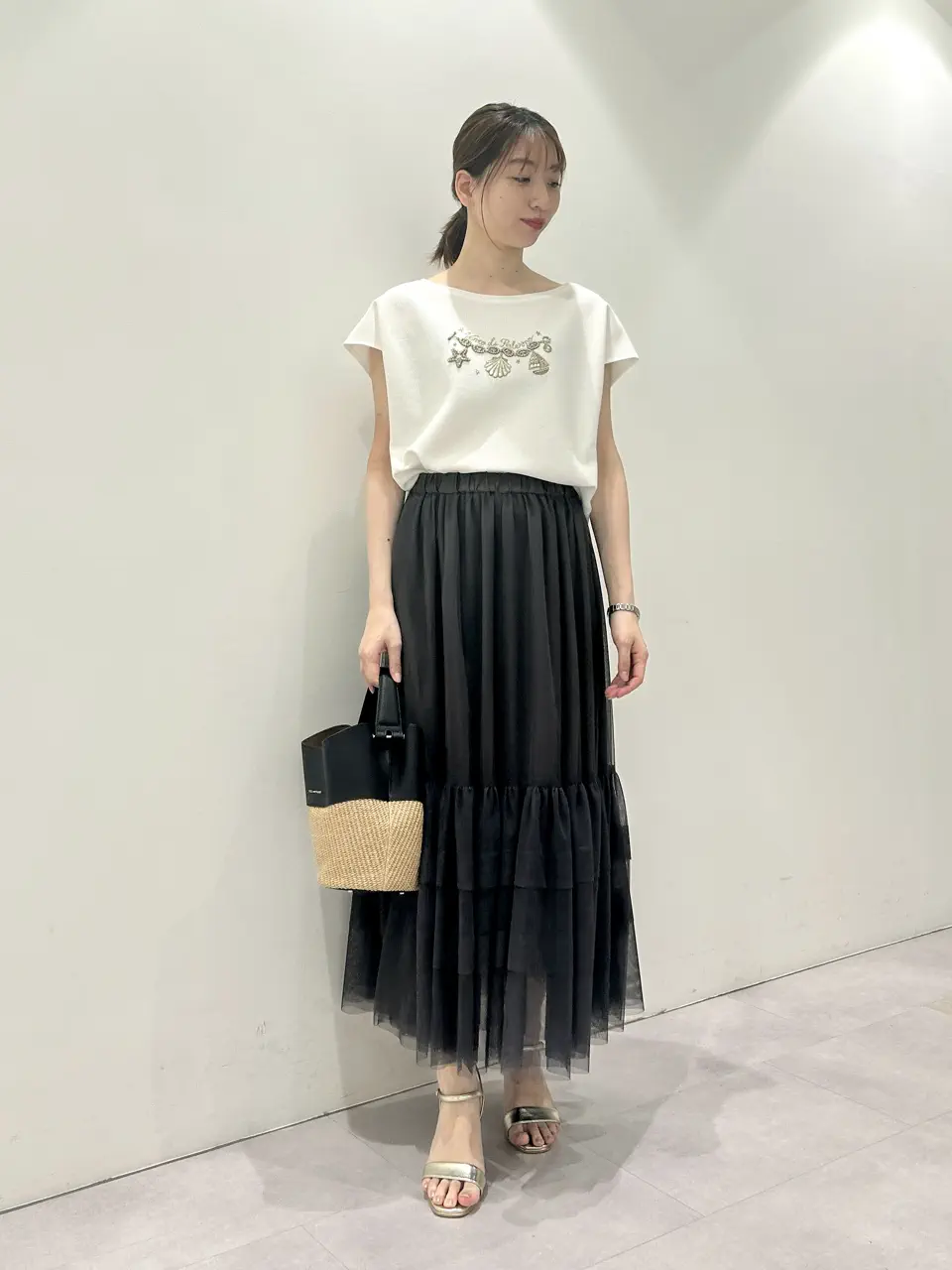 GRACE CONTINENTAL eri コーディネート画像