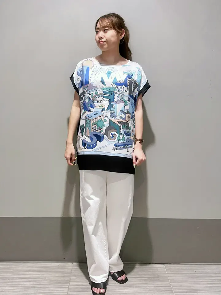 GRACE CONTINENTAL 細川　もなみ コーディネート画像