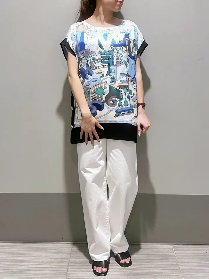 GRACE CONTINENTAL 細川　もなみ コーディネート画像