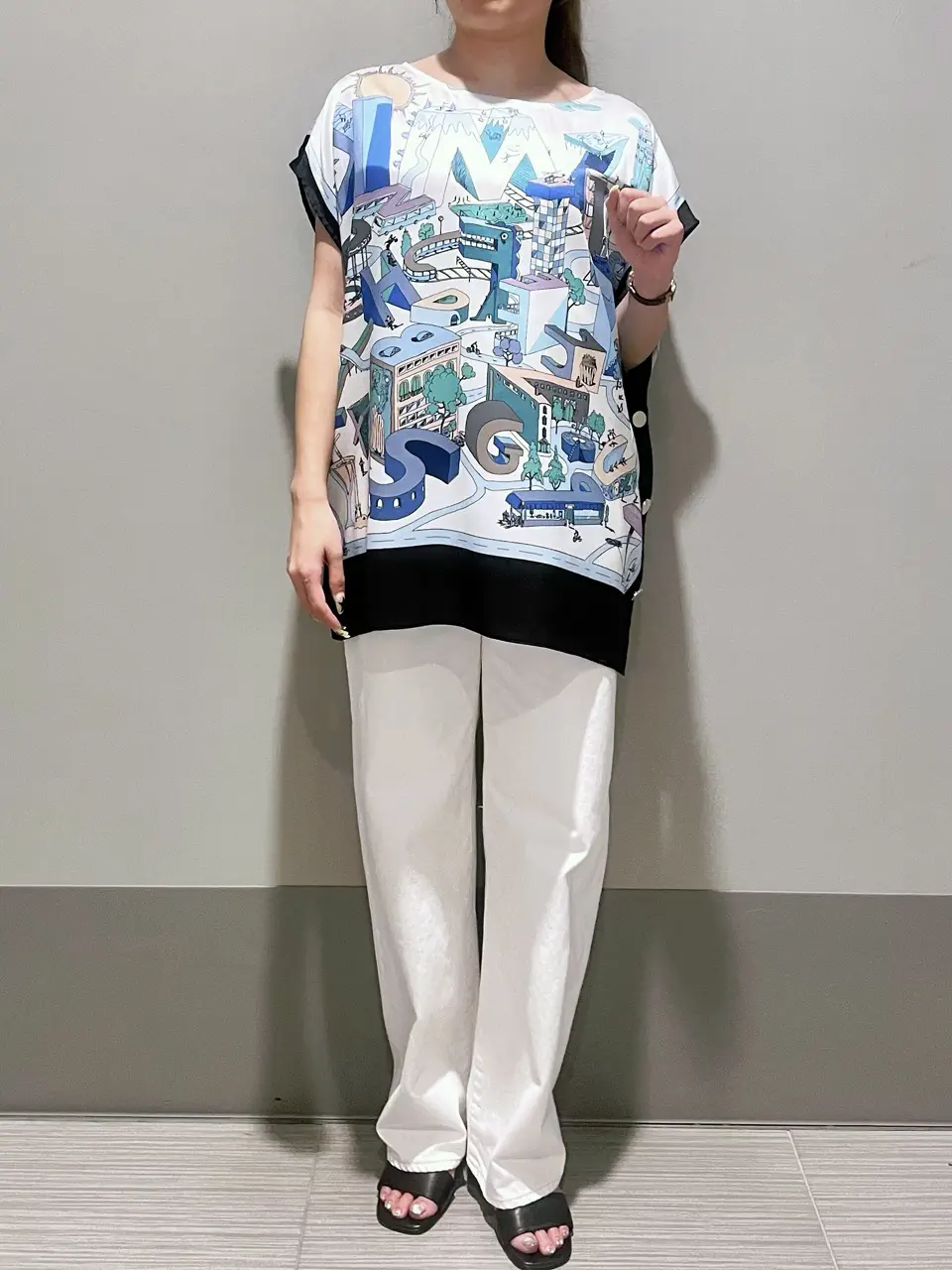 GRACE CONTINENTAL 細川　もなみ コーディネート画像