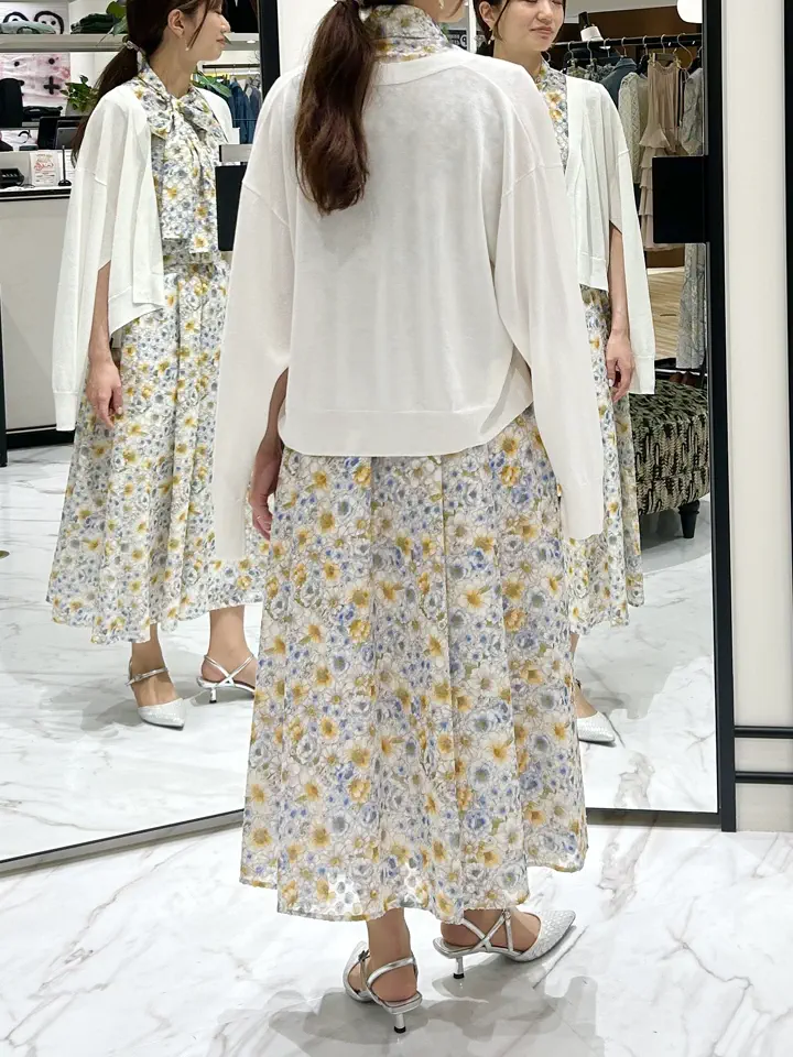 GRACE CONTINENTAL Wakazono コーディネート画像