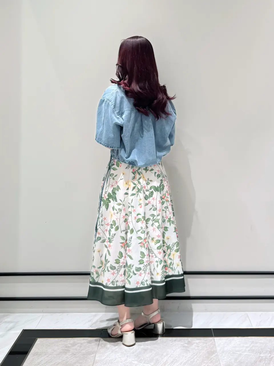 GRACE CONTINENTAL MOMOKO コーディネート画像