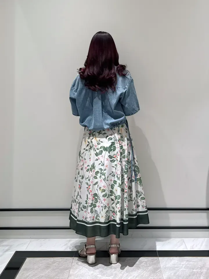 GRACE CONTINENTAL MOMOKO コーディネート画像