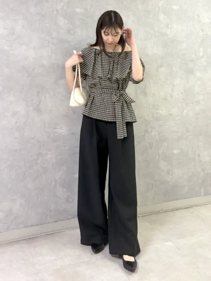 GRACE CONTINENTAL kobayashi コーディネート画像