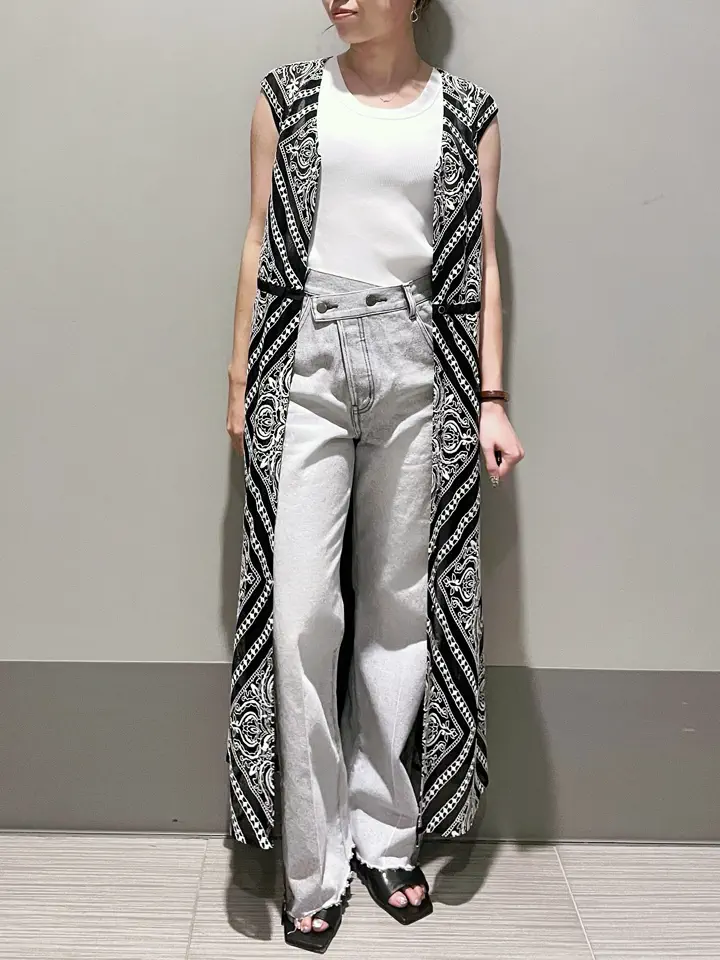 GRACE CONTINENTAL 細川　もなみ コーディネート画像