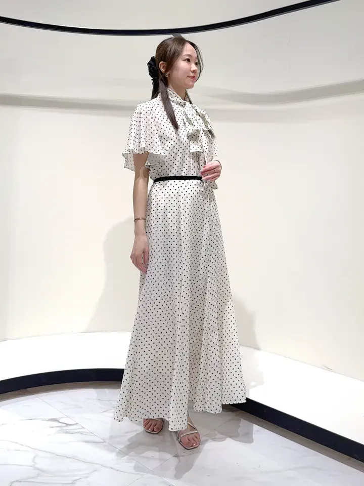 GRACE CONTINENTAL Suzuka コーディネート画像