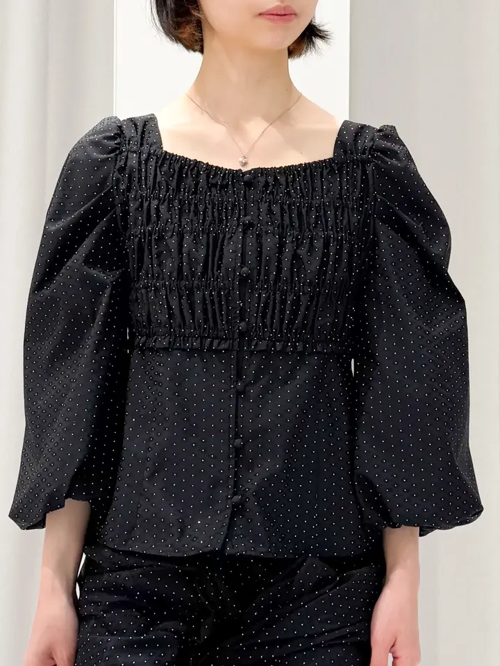 GRACE CONTINENTAL yuri コーディネート画像