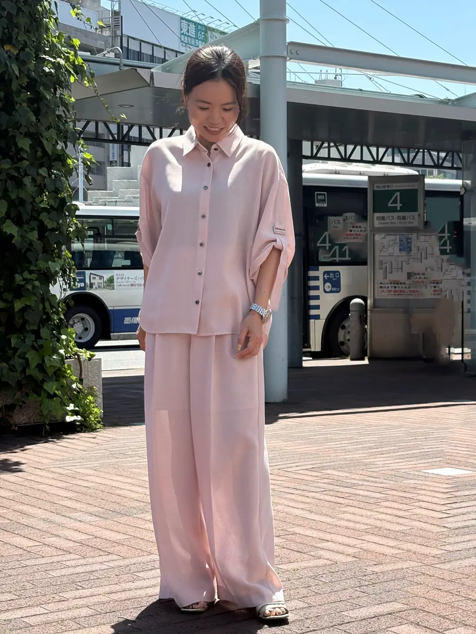 GRACE CONTINENTAL 穐山　香織 コーディネート画像