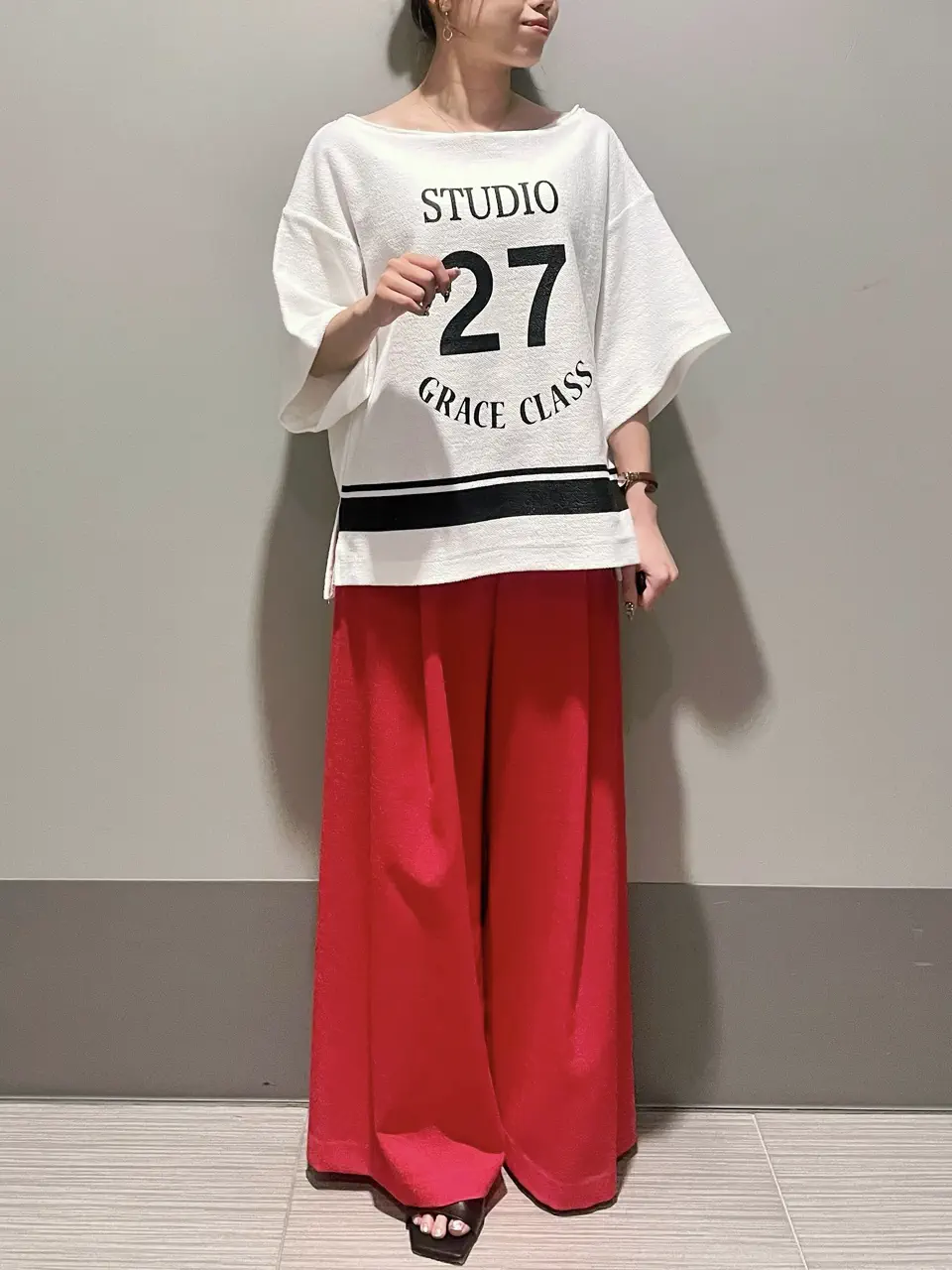 GRACE CONTINENTAL 細川　もなみ コーディネート画像