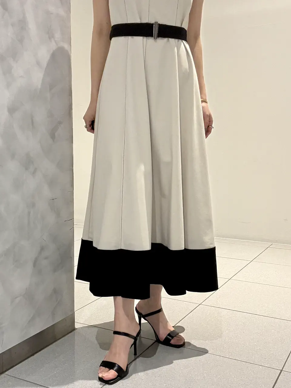 GRACE CONTINENTAL FUKUSHIMA YURIE コーディネート画像