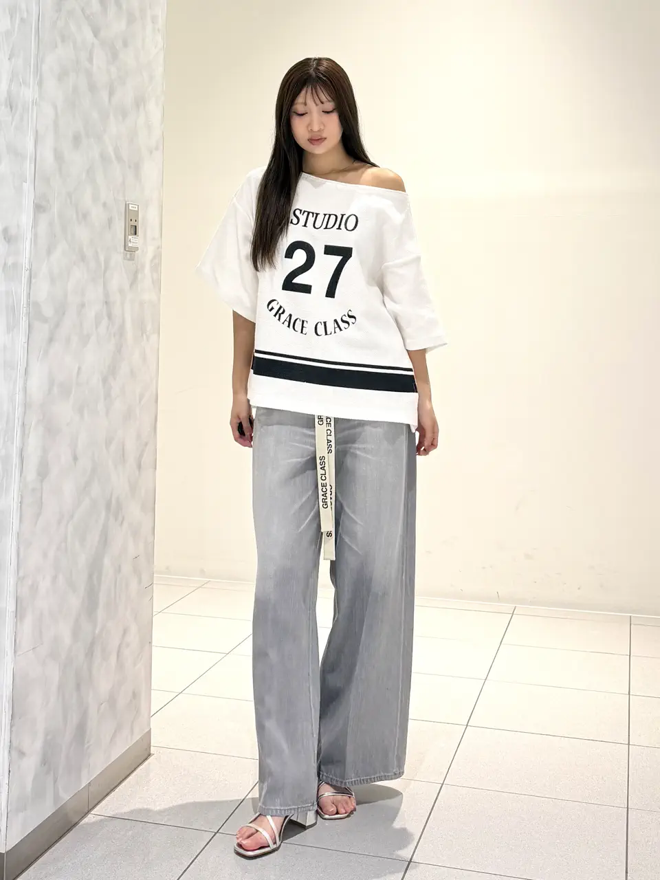 GRACE CONTINENTAL momo コーディネート画像