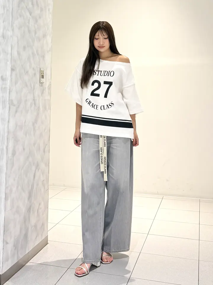 GRACE CONTINENTAL momo コーディネート画像