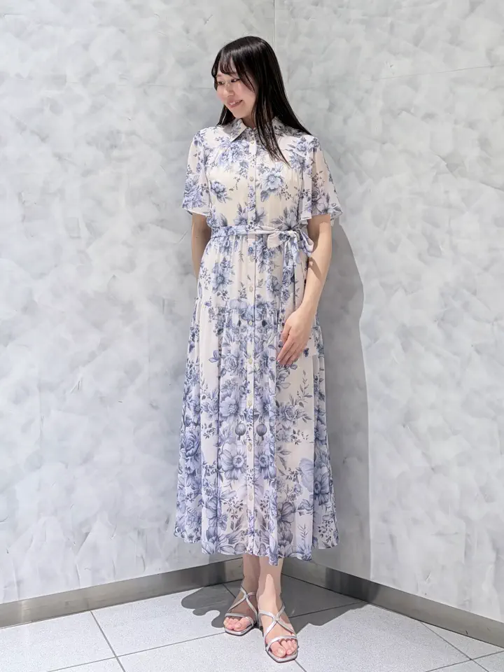 GRACE CONTINENTAL 根本　紗良 コーディネート画像