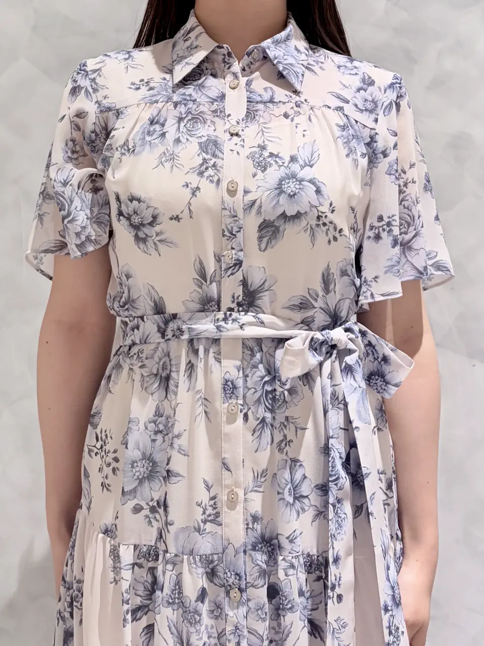 GRACE CONTINENTAL 根本　紗良 コーディネート画像