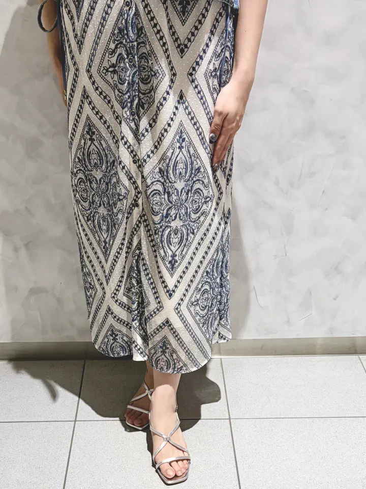 GRACE CONTINENTAL 根本　紗良 コーディネート画像