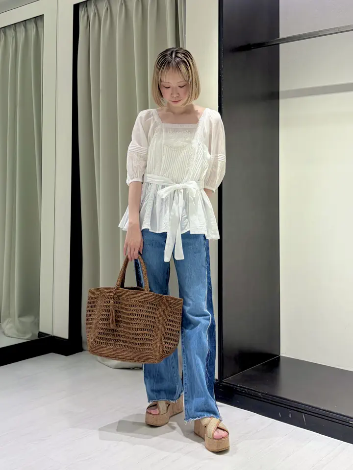 GRACE CONTINENTAL Abe コーディネート画像