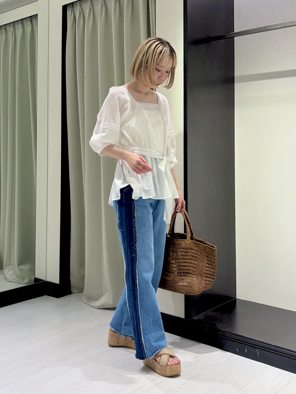 GRACE CONTINENTAL Abe コーディネート画像