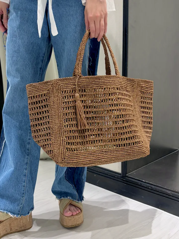 GRACE CONTINENTAL Abe コーディネート画像