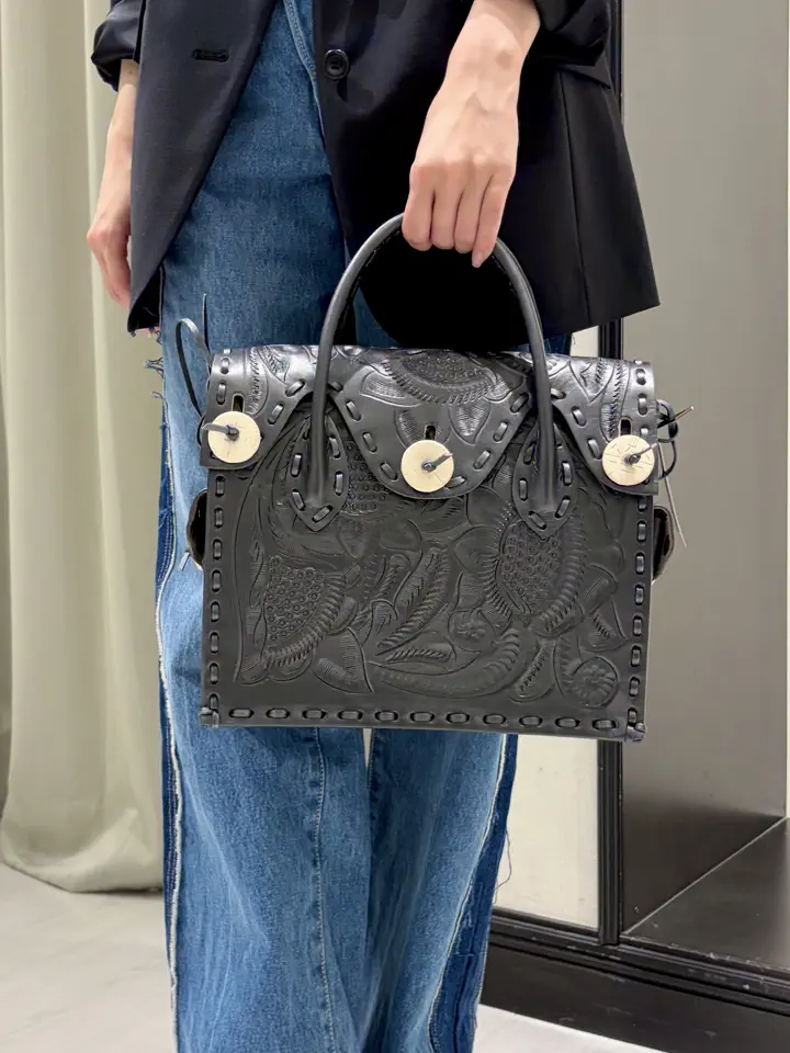 GRACE CONTINENTAL Abe コーディネート画像