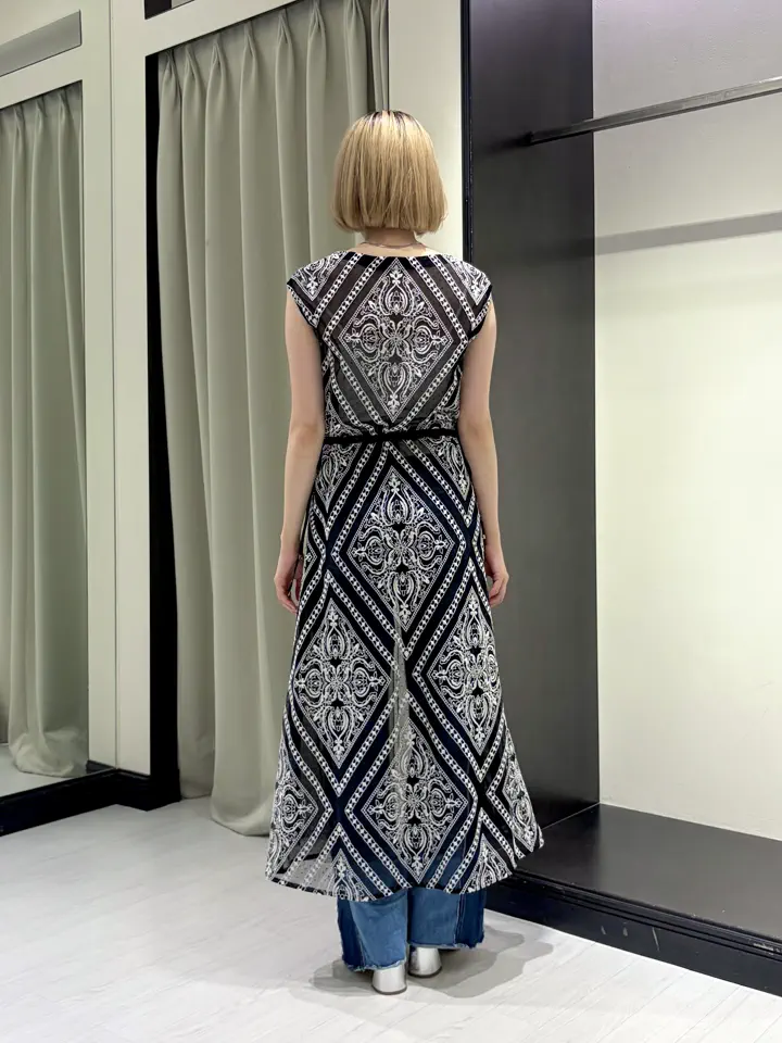 GRACE CONTINENTAL Abe コーディネート画像