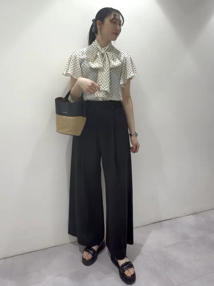 GRACE CONTINENTAL 遠藤　みずき コーディネート画像