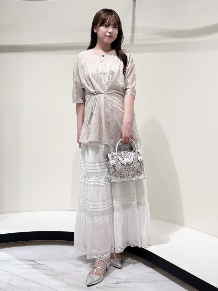 GRACE CONTINENTAL 平野 裕華 コーディネート画像