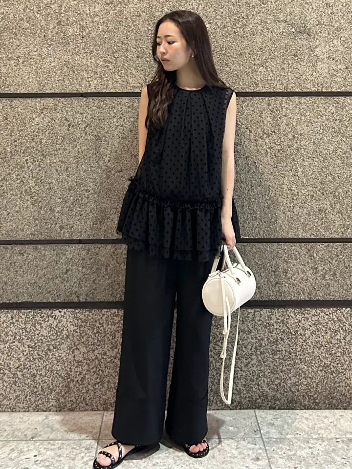 GRACE CONTINENTAL ERINA KATO コーディネート画像