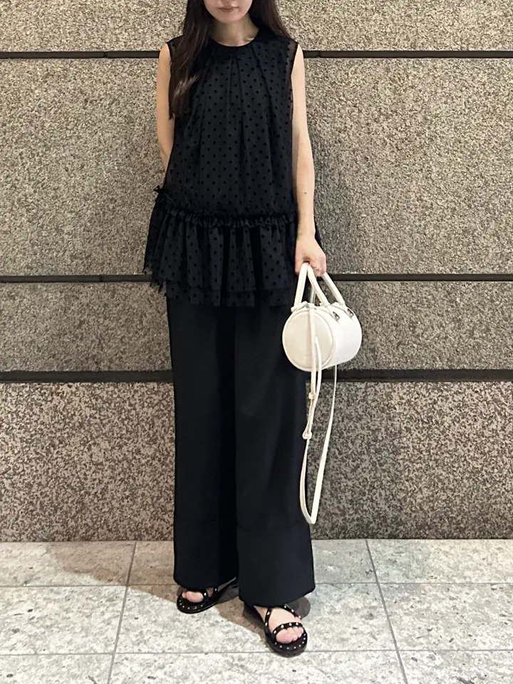GRACE CONTINENTAL ERINA KATO コーディネート画像