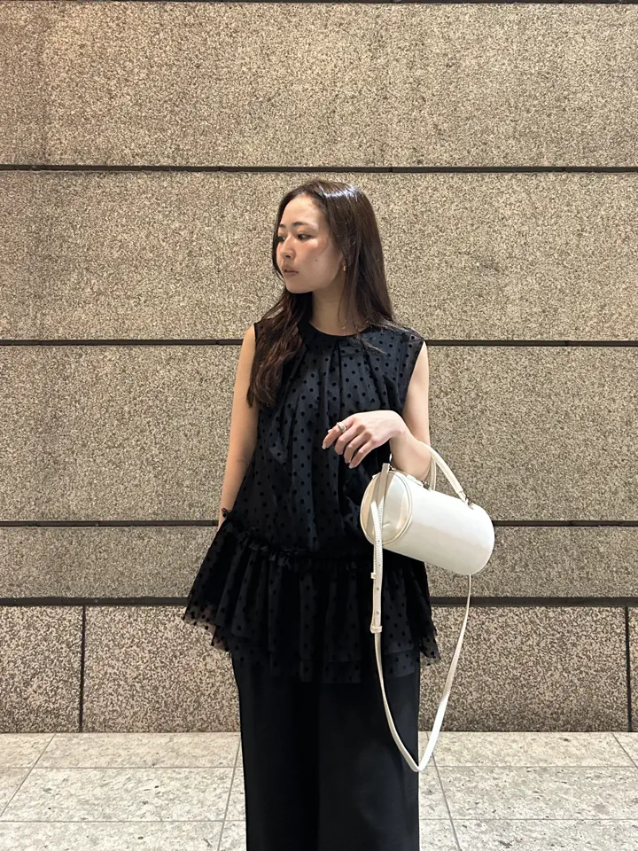 GRACE CONTINENTAL ERINA KATO コーディネート画像