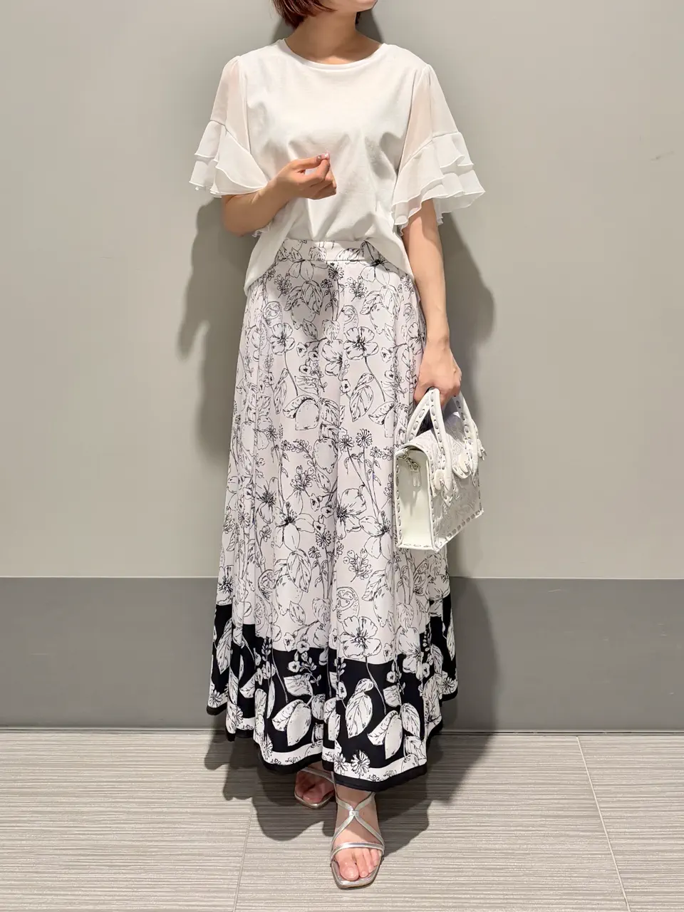GRACE CONTINENTAL MORITA AI コーディネート画像