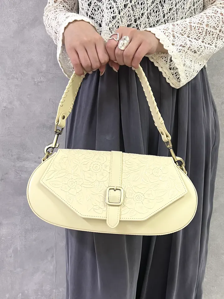 GRACE CONTINENTAL NORIA コーディネート画像