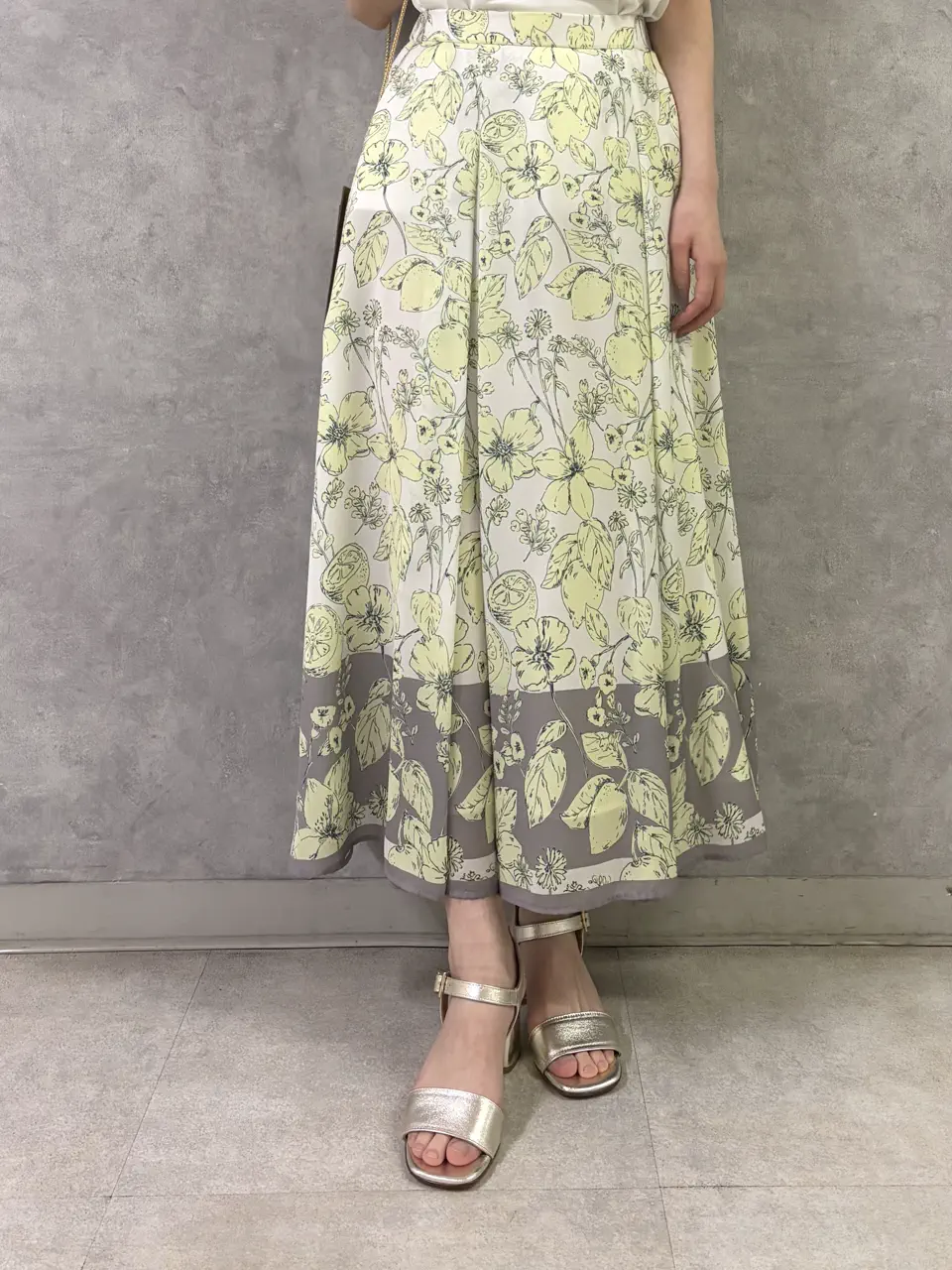 GRACE CONTINENTAL kobayashi コーディネート画像