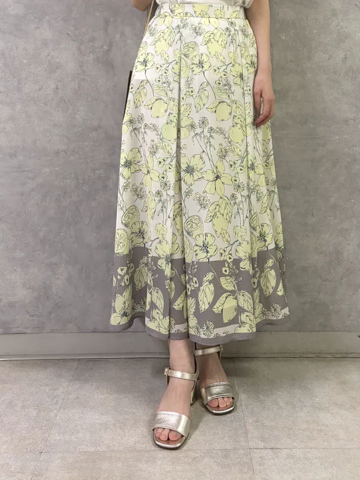 GRACE CONTINENTAL kobayashi コーディネート画像