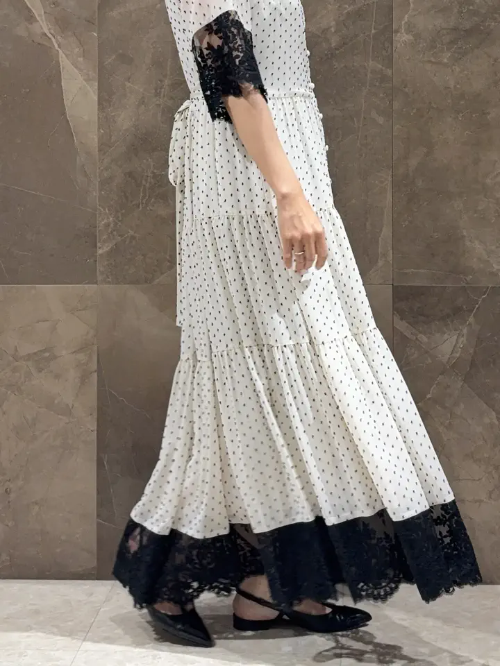 GRACE CONTINENTAL 穐山　香織 コーディネート画像