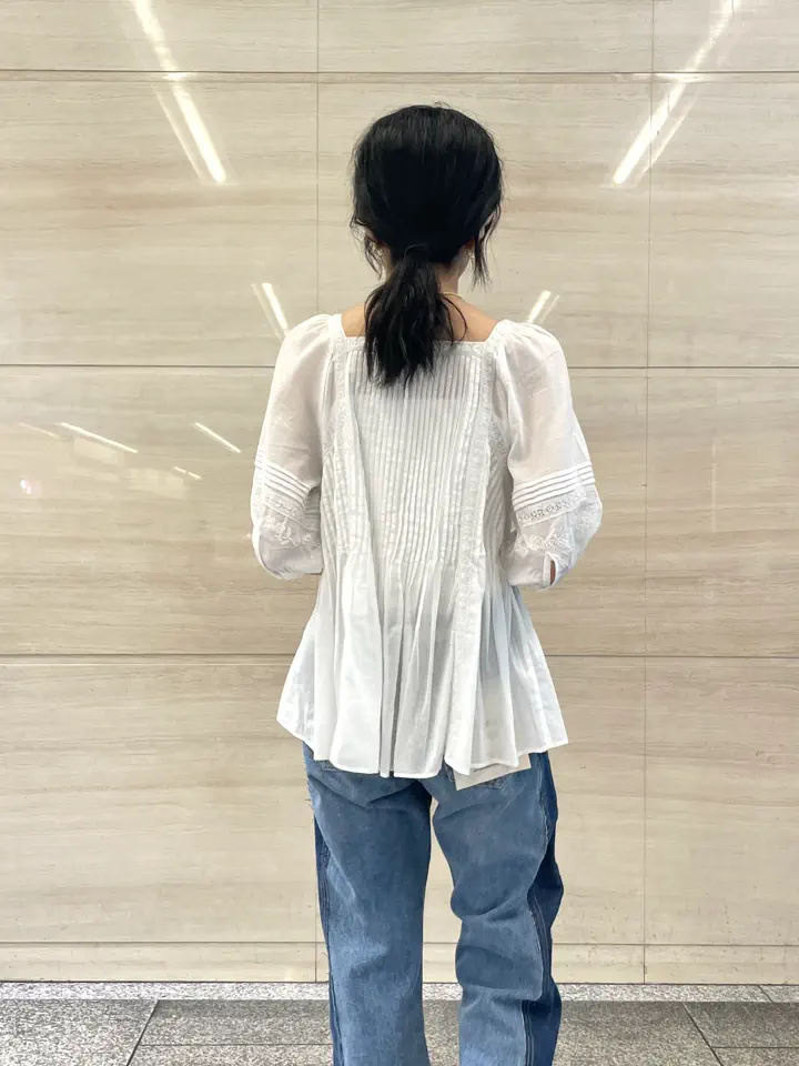 GRACE CONTINENTAL yoshi コーディネート画像