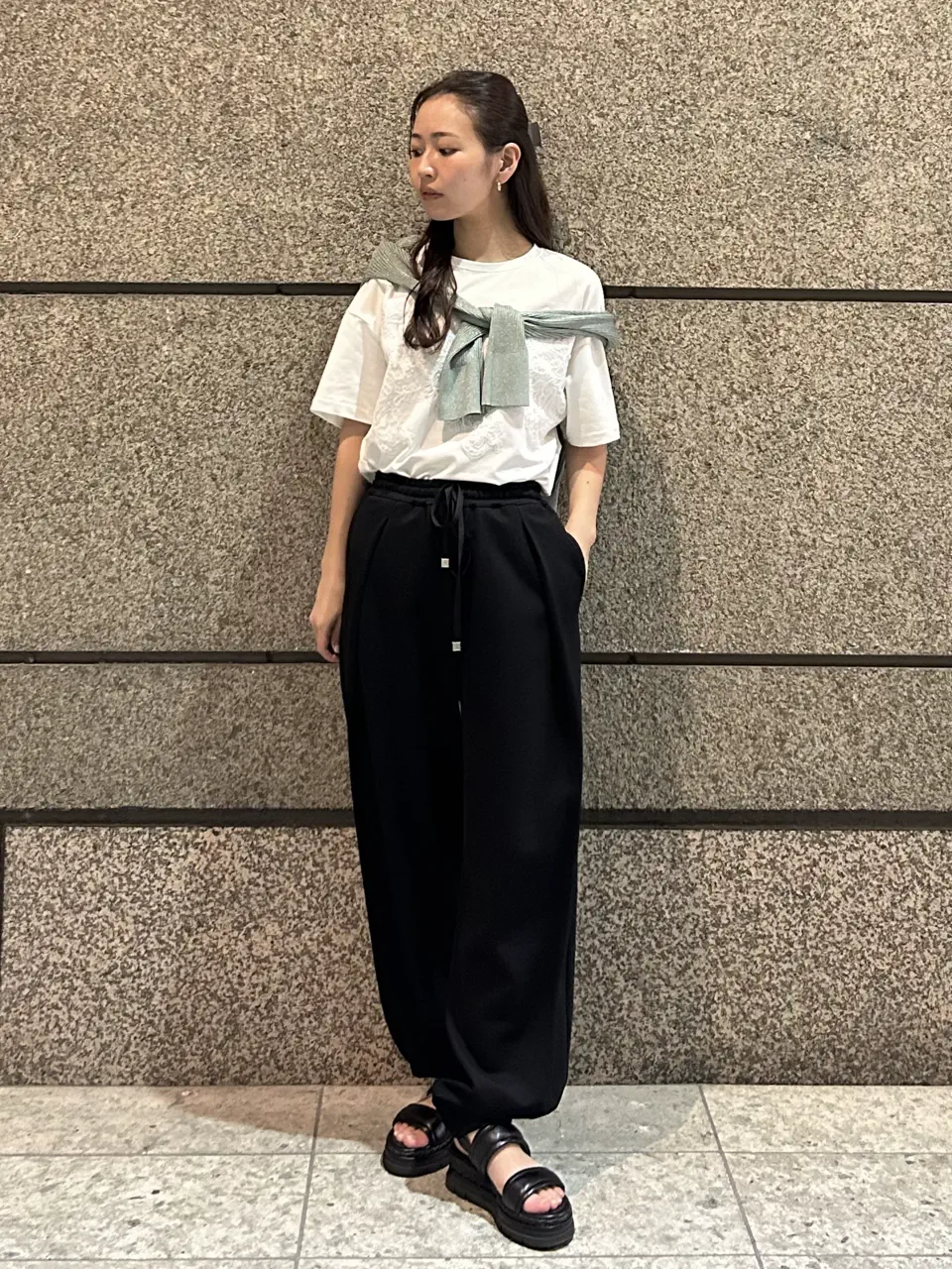  ERINA KATO コーディネート画像