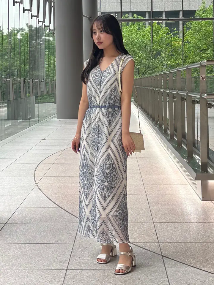 GRACE CONTINENTAL Kikuchi コーディネート画像