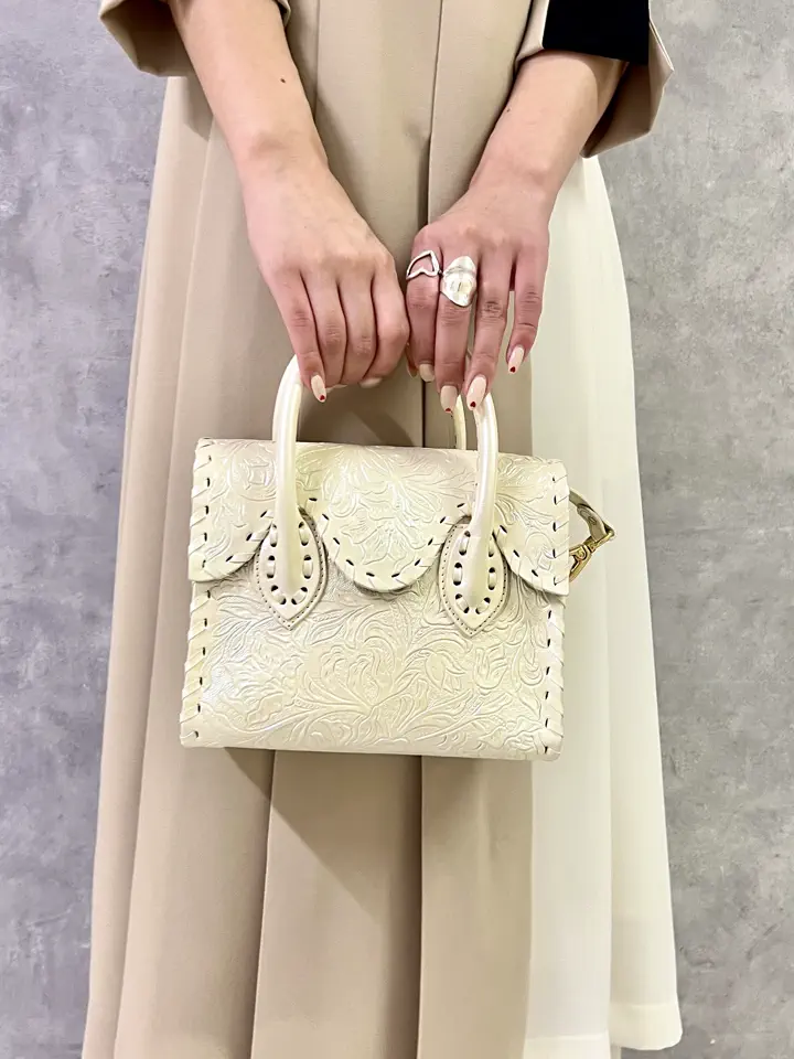 GRACE CONTINENTAL NORIA コーディネート画像